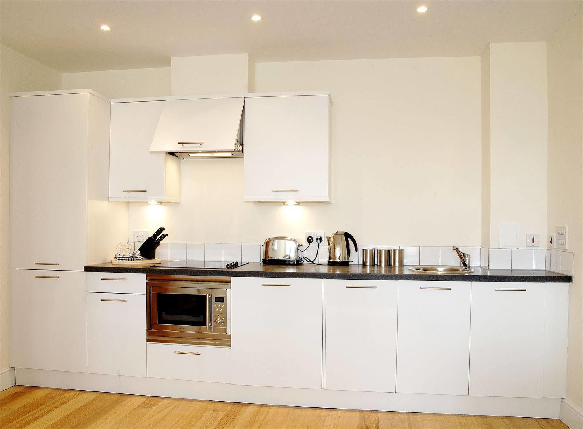Max At Reading Number 18 Serviced Apartments Экстерьер фото